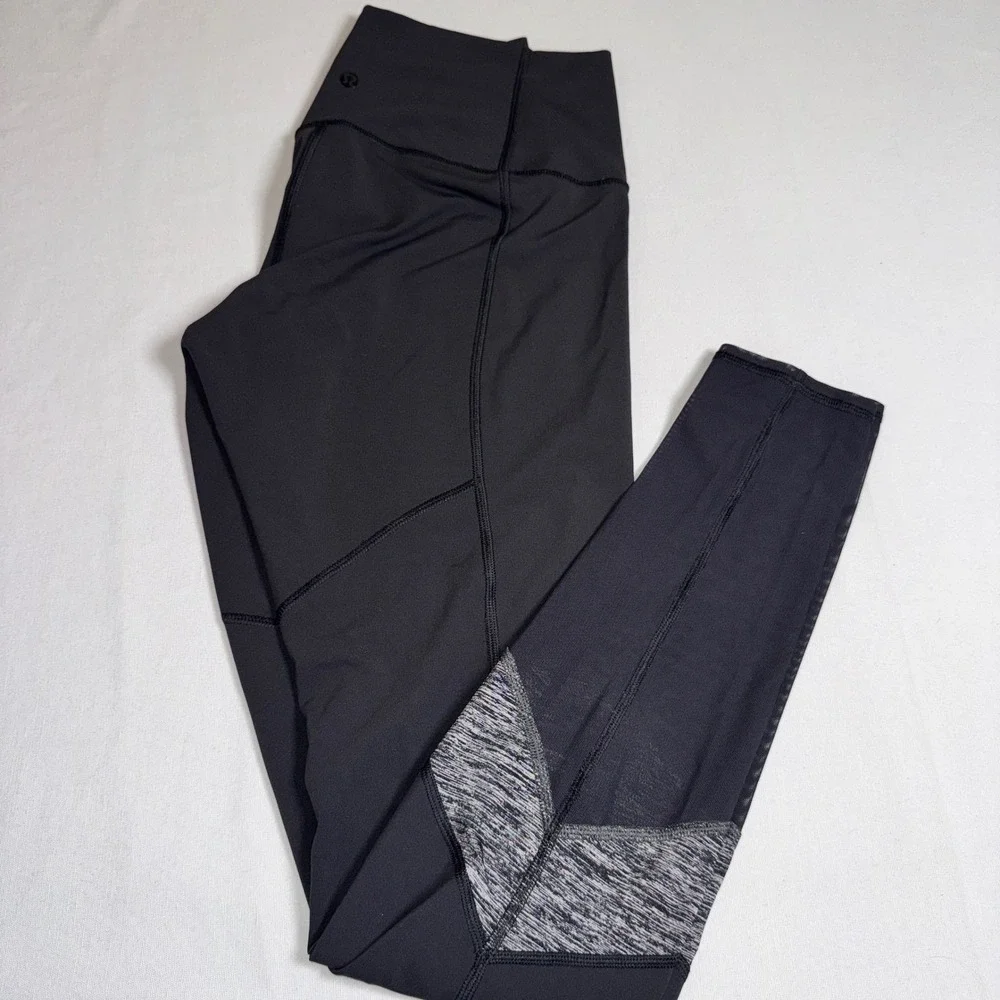 Lululemon Black Mesh Panel High Rise Leggings Size 8 Heathered‎ Grey Trim Yoga